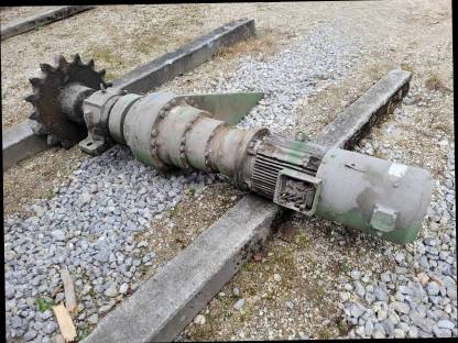 Bild 3:Getriebemotor 15 kW 4,4 Upm für Schnittholz-Sortierrad