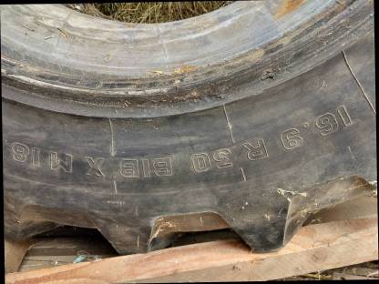 Bild 3:Michelin 16.9 R30 BIB X M18