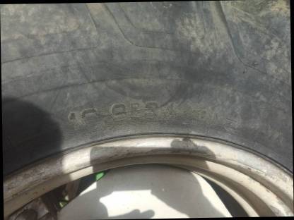 Bild 3:Kompletträder Steyr 8080