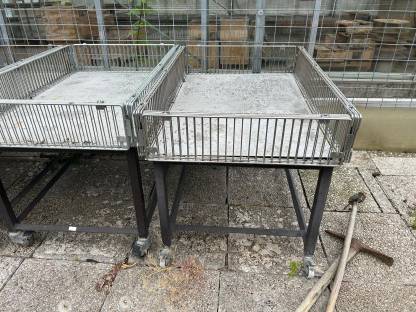 Bild 2:Verkaufswagen Gitterbox Hasenstall Hochbeet Hamsterstall