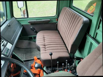 Bild 5:Unimog 1650 mit Nachläufer