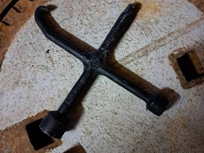 Bild 3:Schwerlast Schachtdeckel Gusseisen DN 80