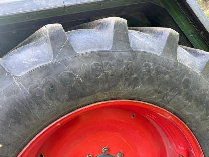 Bild 2:Vredestein Traxion+ 600/65 R38