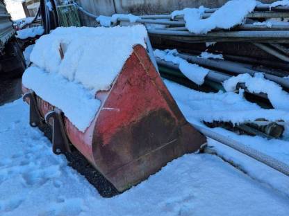 Bild 2:Radlader Schaufel