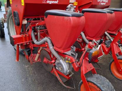 Bild 8:Gaspardo 530 Scheibenscharsetzgerät