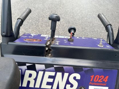 Bild 3:Ariens 1024 Professional Schneefräse