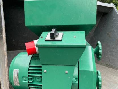 Bild 2:Voran Getreidequetsche HQ