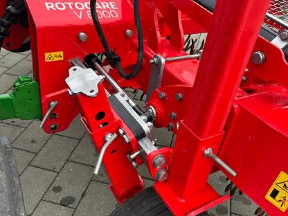 Bild 4:Pöttinger Rotocare V8000