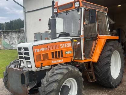 Steyr 8090