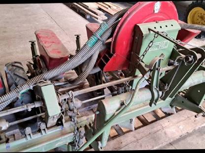 Bild 7:Einzelkornsämaschine Nodet Pneumasem II
