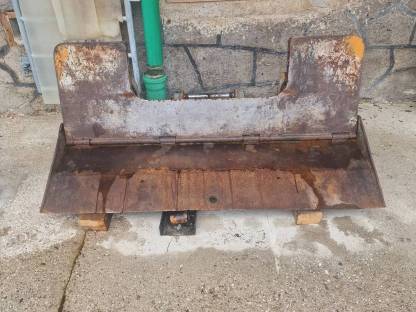 Bild 5:Festanbau doppel 8t Forstseilwinde