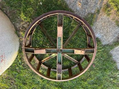 Bild 3:Zwillingsräder aus Metall