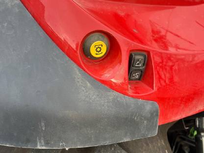 Bild 6:Traktor Steyr 4095