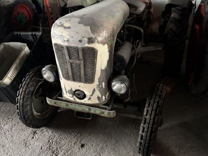 Bild 3:Holder B10 mit Mähwerk und Pflug