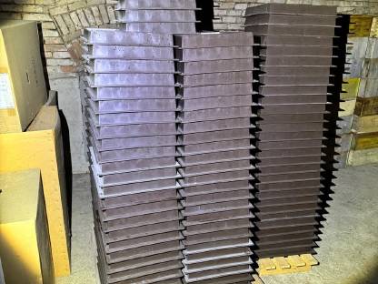 Bild 3:Futtertrog Bienen