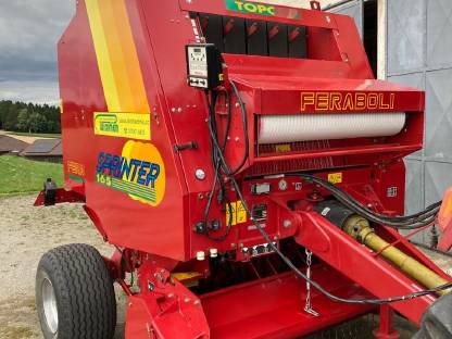 Bild 9:Feraboli Sprinter 165 Rundballenpresse