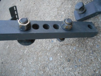 Bild 5:Kotflügelhalter Strebe Fendt für 24