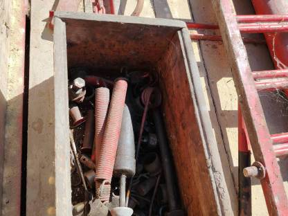 Bild 6:Pöttinger 15 Ladewagen/Miststreuer