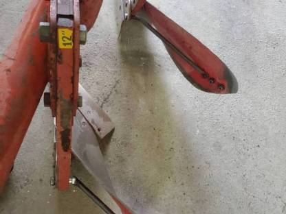 Bild 4:Pflug Kverneland 3 Schar Beetpflug 12