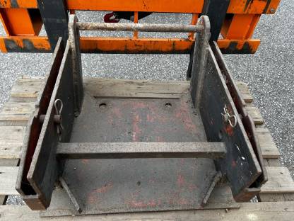 Bild 3:Schneepflugplatte Fiat Agri F120