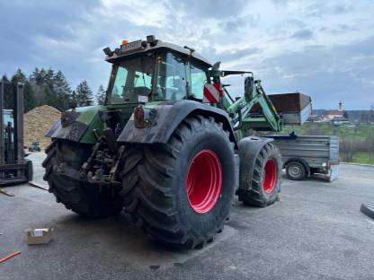 900/60 R32 Goodyear Reifen mit Felgen