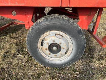 Bild 3:Ballenwagen, 2-Achs Anhänger Plateauanhänger