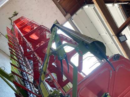 Bild 5:Claas V660 Schneidwerk