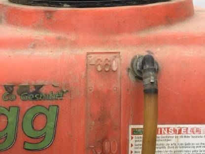 Bild 7:Feldspritze Jessernigg 12 m