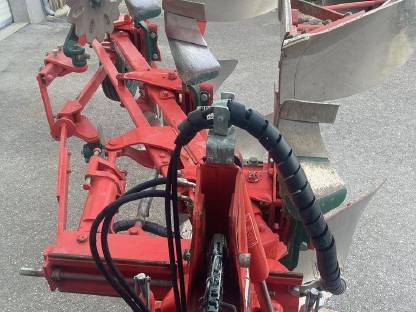 Bild 4:Pflug Vogel und Noot M1020 Vario