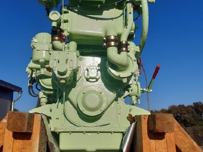 Bild 8:MWM RHS 518V Dieselmotor