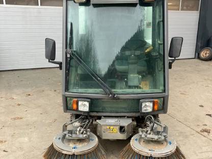 Bild 2:Kehrmaschine Swingo 250