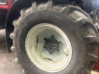 Bild 2:Traktor-Reifen Continental