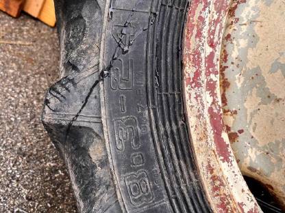 Bild 3:Felgen für Steyr Pflegebereifung