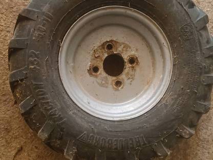 Bild 3:Avant Hoflader 320S