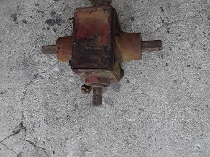 Bild 3:Winkelgetriebe für Miststreuer