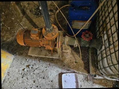 Bild 4:Flüssigfütterung Schauer mit UV-Lampe