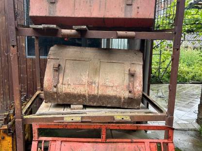 Bild 5:Steyr 8090 Wendegetriebe Lastschaltung