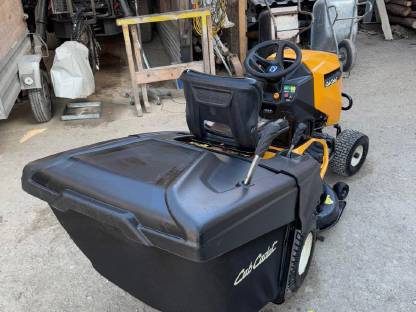 Cub Cadet XT2