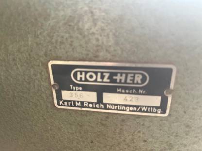 Bild 2:Holzher Kantenanleimmaschine