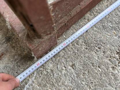 Bild 2:Frontladerverlängerung mit Heugabel