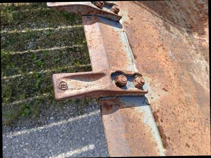 Bild 2:Weidemann Schaufel