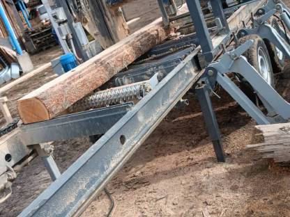 Bild 4:Lohnsägen Sägewerk