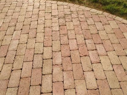 Bild 2:Pflastersteine, Betonziegel