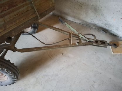 Bild 6:2-Achs Traktoranhänger