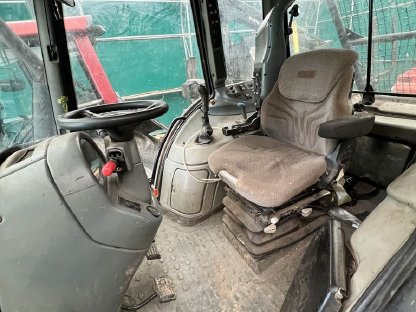 Bild 4:Valtra N121