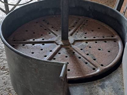 Bild 2:Obst oder Kartoffelwaschmaschine