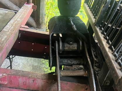 Bild 6:Holzanhänger