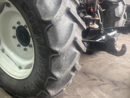 Bild 4:Traktor-Reifen Continental