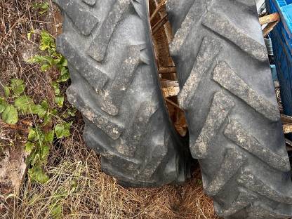 Bild 5:Steyr 540 Traktor mit Hydrac Frontlader