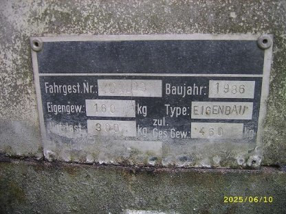 Bild 2:Anhänger Einachs